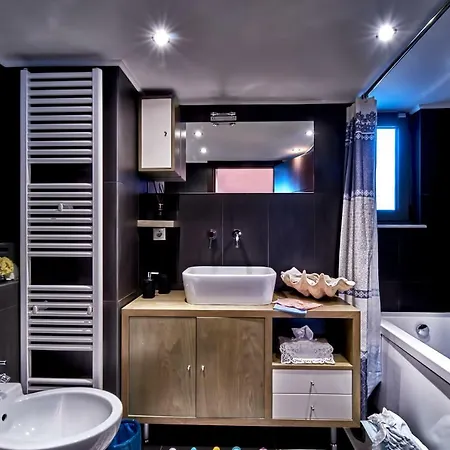Panorama Suites With Amazing Sea And Mountain View. Apartmán *