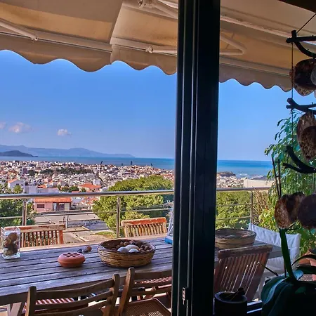 Panorama Suites With Amazing Sea And Mountain View. Apartmán *